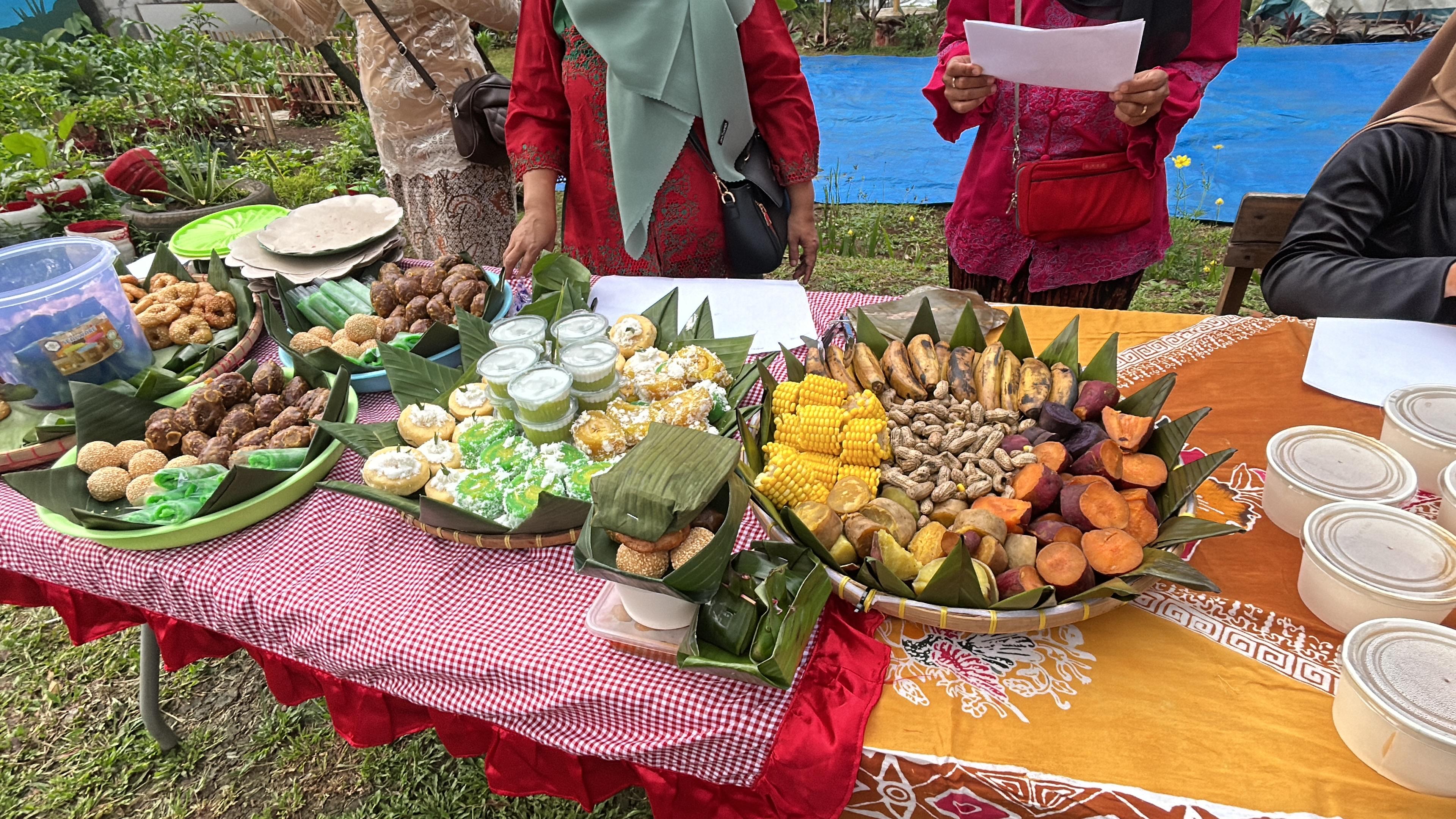 Mengenal Asal Makanan Lewat Jajanan Lokal di Pasar Pangulinan Katulampa
