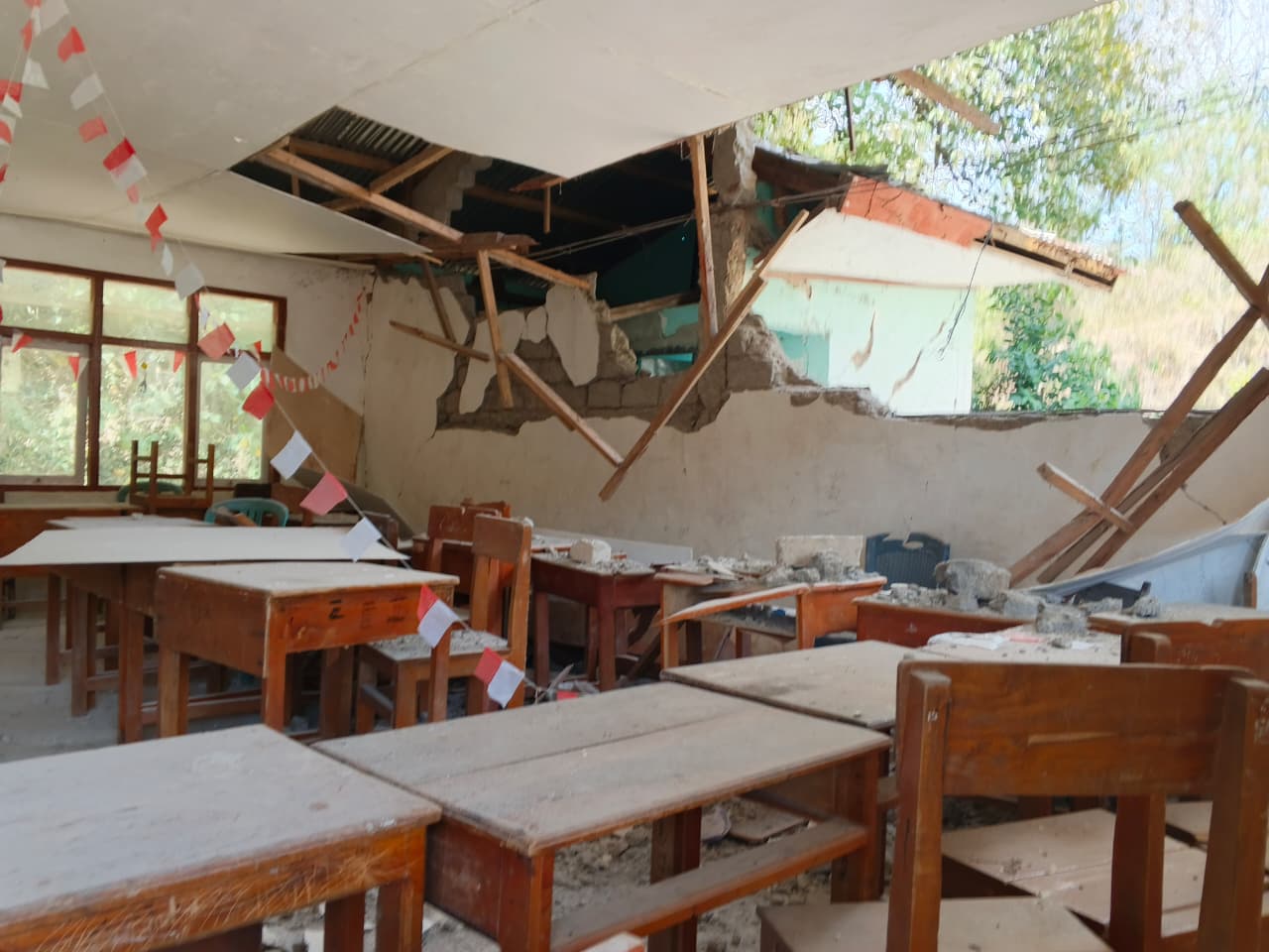 Darurat Pendidikan di Manggarai: SDK Kedinding Wangkung Lumpuh Total Akibat Kerusakan Masif Bangunan Sekolah