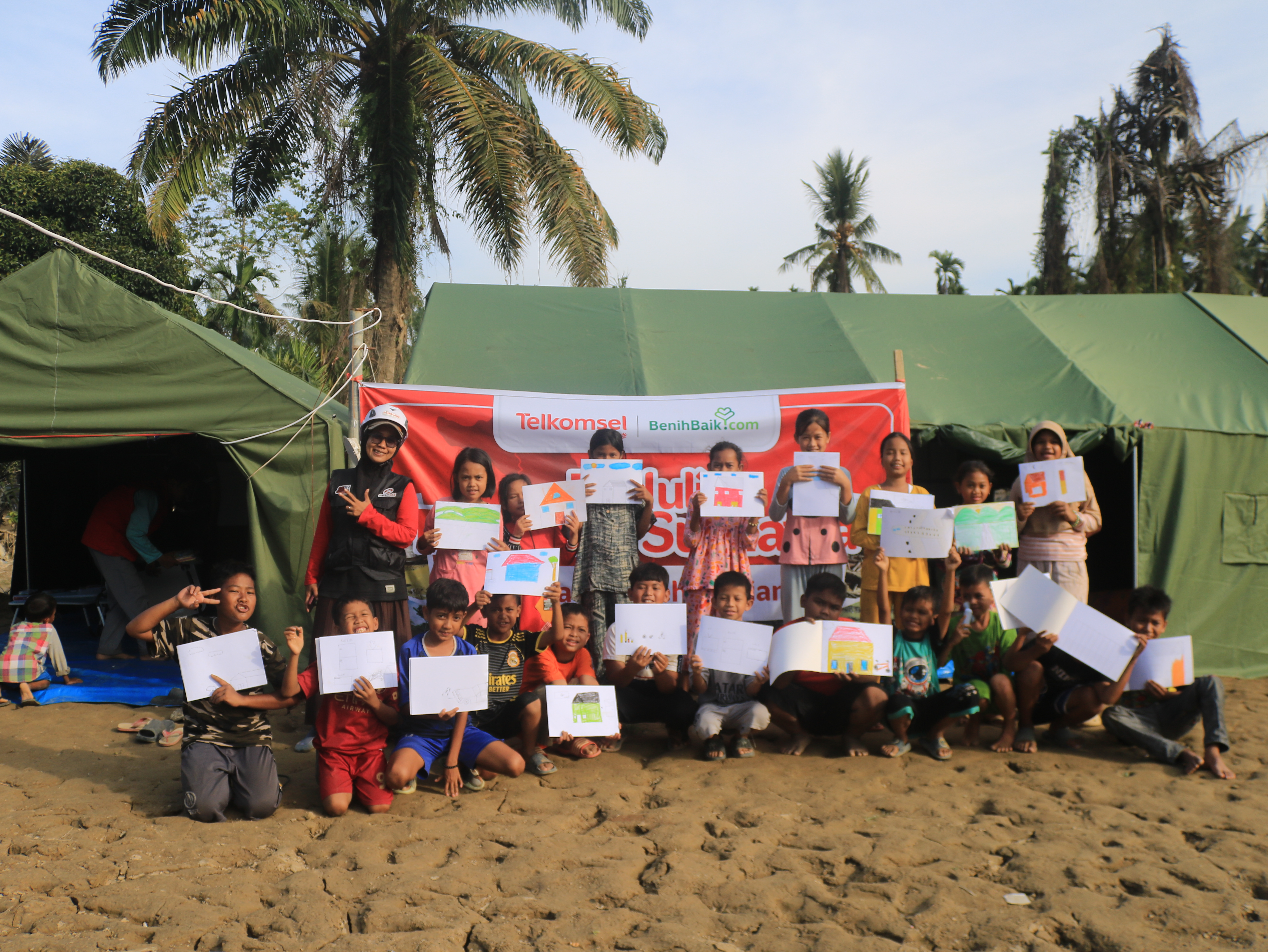 SalamAid Bersinergi Bersama Telkomsel dan BenihBaik.com Hadirkan Sekolah Alam Darurat di Aceh Tamiang