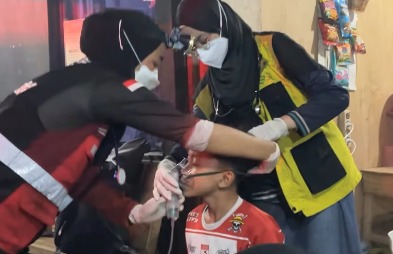 Bukan Sekadar Padamkan Api, Srikandi Salamaid Kawal Psikologis Anak Terdampak Asap