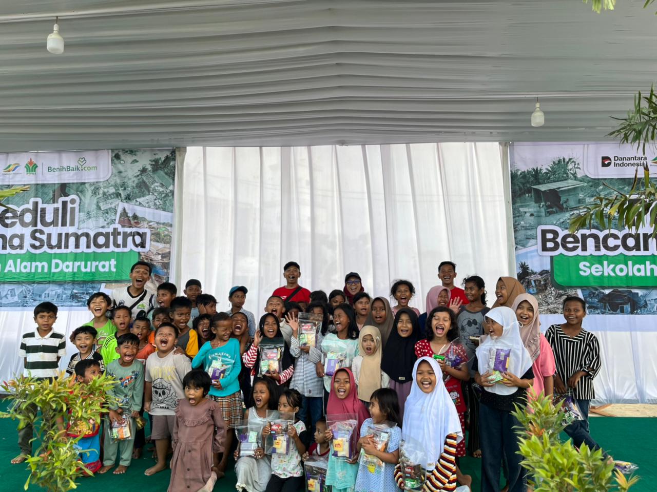 Kolaborasi SalamAid Nusantara dan Mitra Bangun Sekolah Alam Darurat di Aceh Tamiang